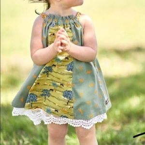 Matilda Jane w/ Joanna Gains dress horses. 12-18 m